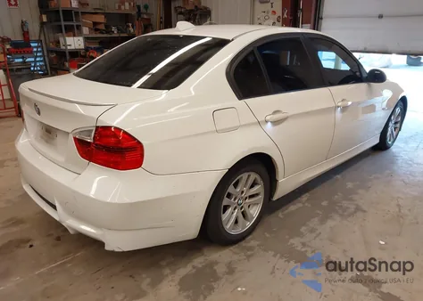 2007 BMW 328Xi from USA, damaged, VIN WBAVC93537KX53235